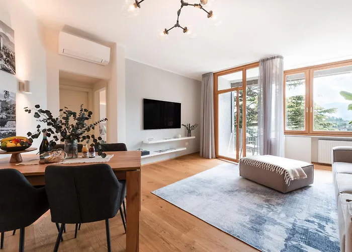 Promenaden Lounge Apartment *